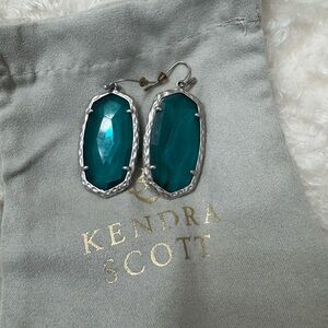 Kendra Scott Ella drop earrings
